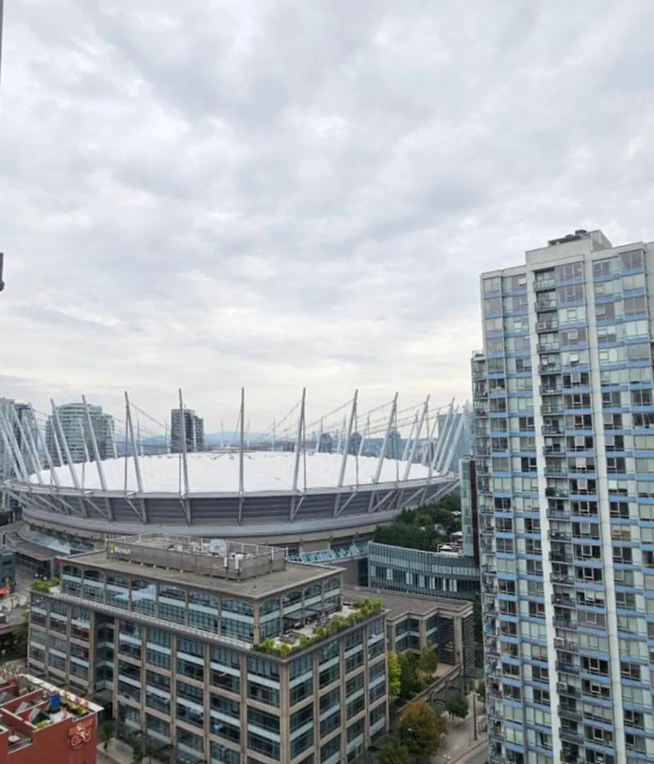 Cozy Yaletown Apartment Vancouver